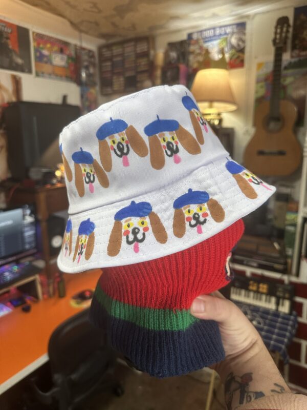 Doggy Bucket (1/1) - Image 4