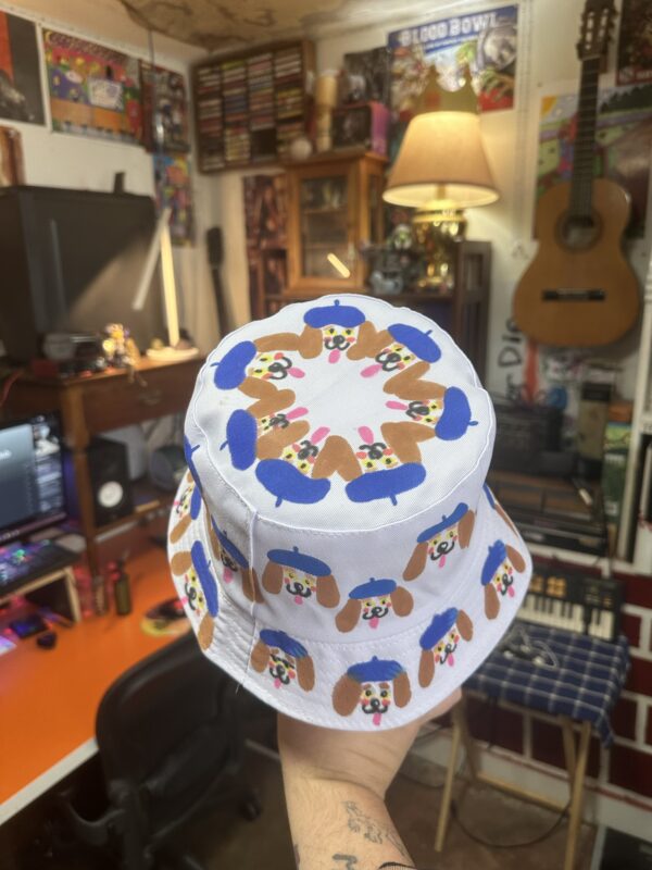 Doggy Bucket (1/1) - Image 2